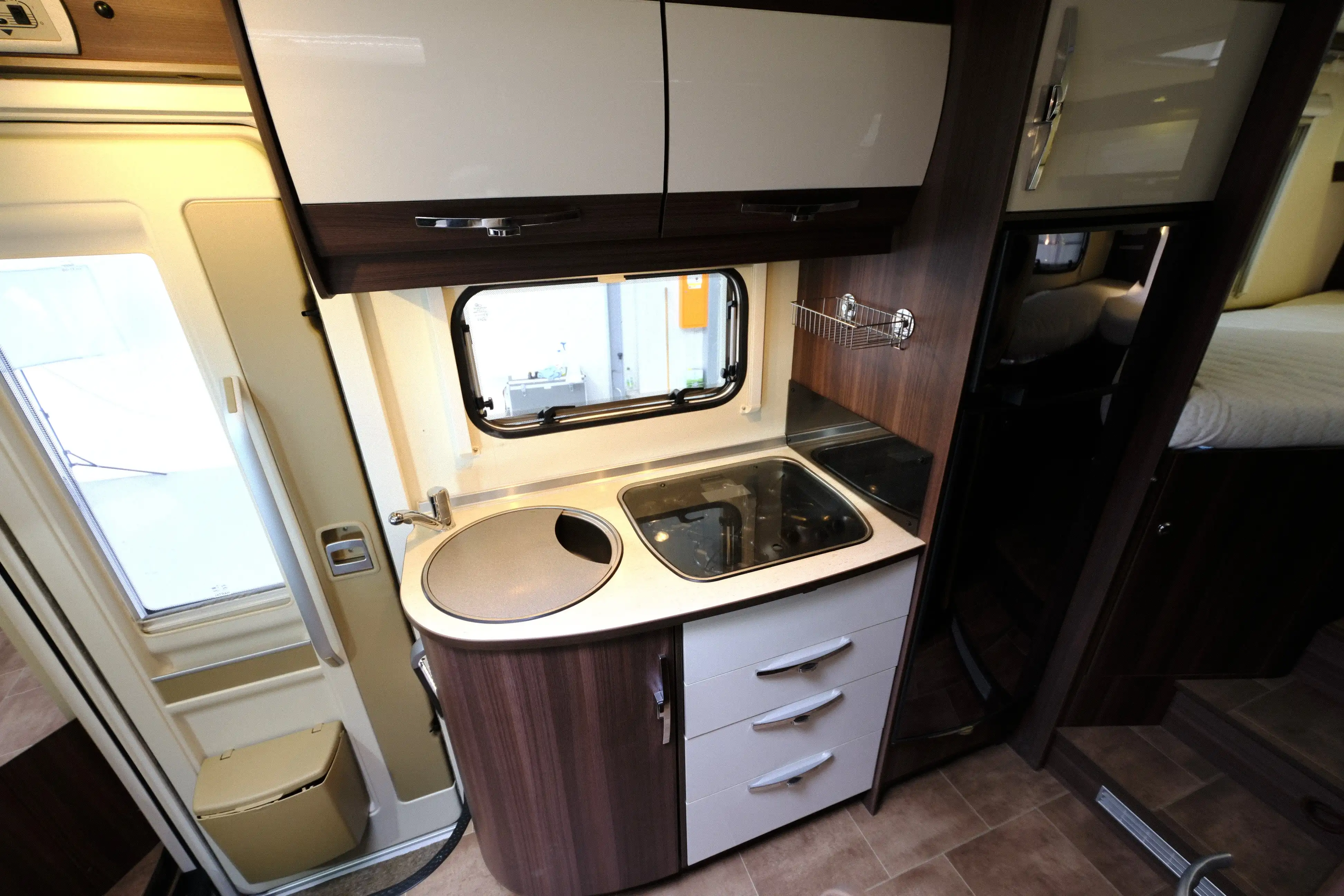 BUERSTNER Nexxo T 690 G Fifty-Five